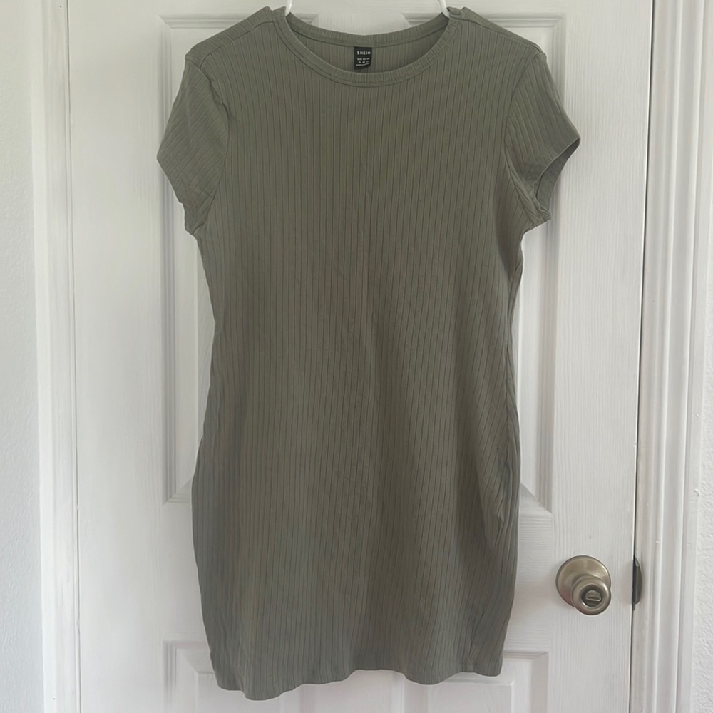 FREE!!! Tshirt dress- moss color